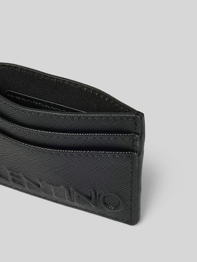 Produktfoto, schwarzer Cardholder mit Logo-Prägung Modell 'PANDIA' von VALENTINO BAGS, Damen Cardholder mit Einsteckfächern, strukturierte Oberfläche