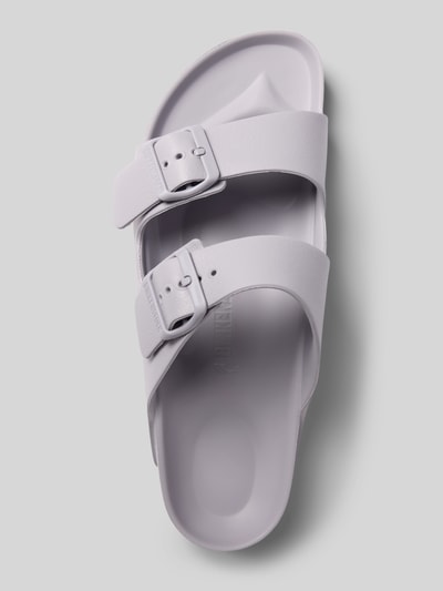 Produktfoto, Slippers mit Logo-Detail Modell 'Arizona' von Birkenstock in lichtgrijs met afgeronde pasvorm, comfortmodel/open, hakhoogte 3 cm, maat 40