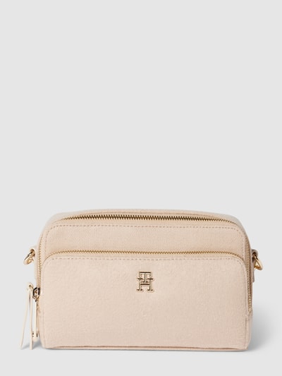 Tommy Hilfiger Camera Bag mit Label Applikation Modell ICONIC sand online kaufen