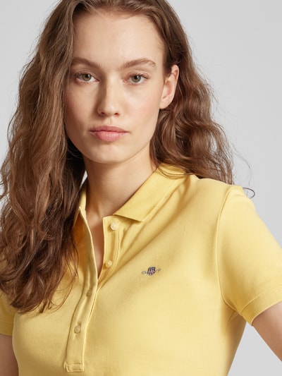 Gant Koszulka polo o kroju slim fit z wyhaftowanym logo Pastelowy żółty 3