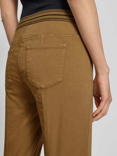 Luisa Cerano Hose mit rückseitigen Teilungsnähten Camel 3