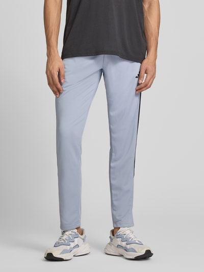 adidas Training Slim Fit Sweatpants mit Logo-Print Mittelgrau 4