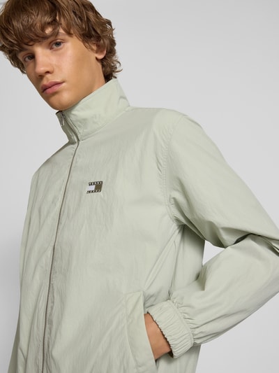 Tommy Jeans Regular Fit Blouson mit Stehkragen Schilf 3