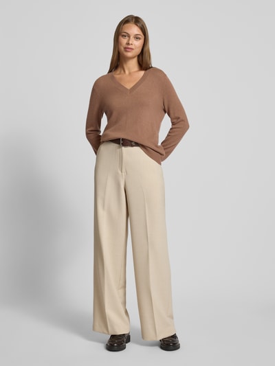 Christian Berg Woman Gebreide pullover met V-hals Hazelnoot - 1