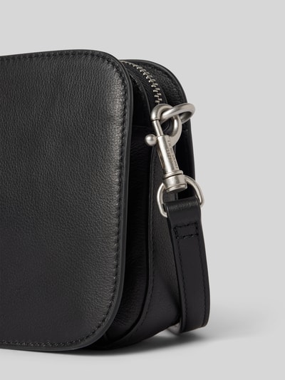 LIEBESKIND BERLIN Umhängetasche mit Label-Detail Modell 'LUKA' Black 3