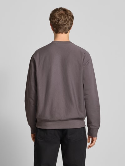 Carhartt Work In Progress Sweatshirt mit Rundhalsausschnitt Dunkelgrau 5