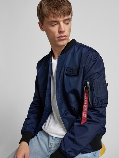 Alpha Industries Bomberjacke mit Label-Badge Marine 3