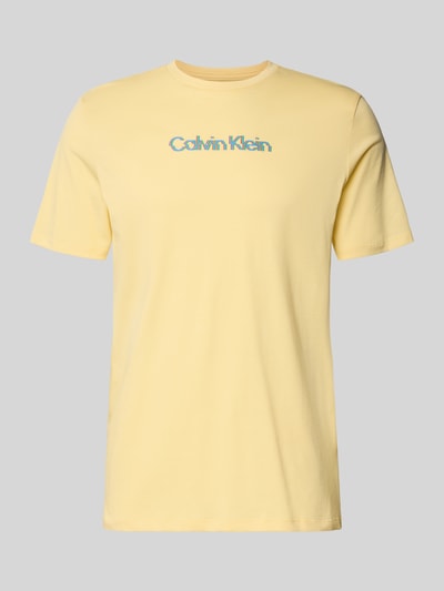 Calvin Klein Jeans T-shirt o kroju regular fit z nadrukiem z logo model ‘Class’ Żółty 2