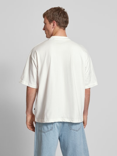 PROHIBITED Oversized T-Shirt mit geripptem Rundhalsausschnitt Offwhite 5