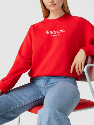 New Balance Sweatshirt mit Statement-Stitching Modell 'Athletics Icono' Rot 3