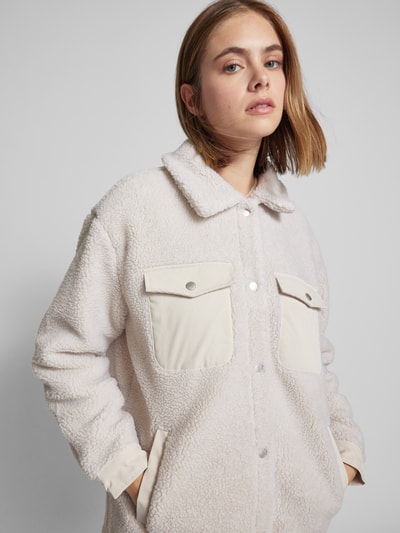 Only Hemdjacke aus Teddyfell Modell 'TANLA' Beige 3