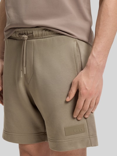 BOSS Green Regular Fit Sweatshorts aus Baumwoll-Mix Modell 'JT_SHORTS' Sand 3