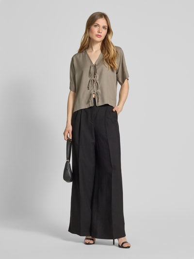 Selected Femme Bluzka z wiązaniem model ‘NATUK’ Oliwkowy 1