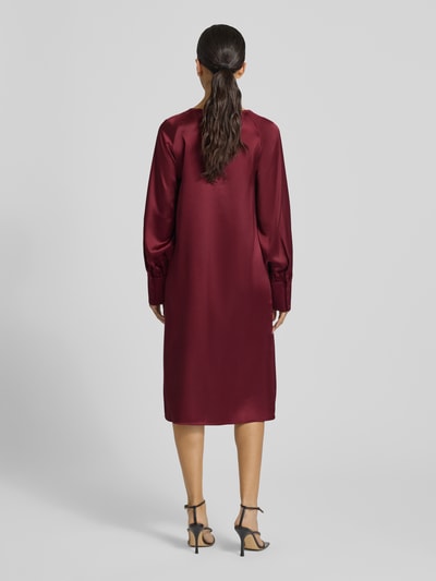 GUIDO MARIA KRETSCHMER WOMAN Knielanges Cocktailkleid mit Rundhalsausschnitt Modell 'Aurea' Bordeaux 5