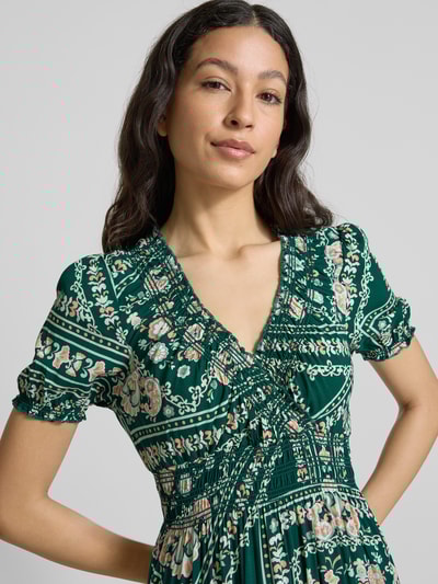 Apricot Maxikleid aus Viskose im Allover-Look Gruen 3