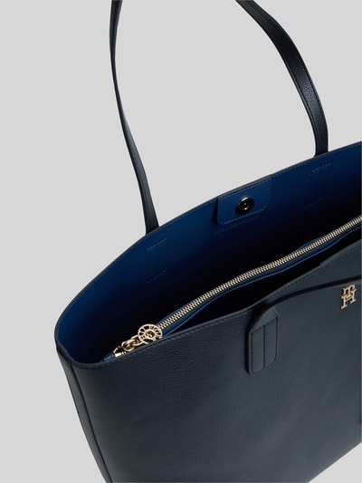 Tommy Hilfiger Shopper mit Reißverschlussfach und Anhänger für Kleinigkeiten Marine 4