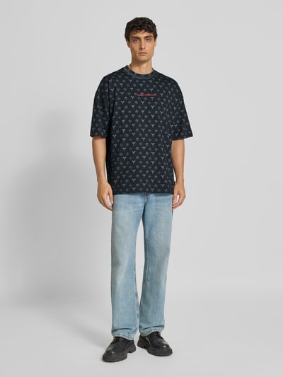 Carlo Colucci T-shirt o kroju oversized z wyhaftowanym logo Czarny 1