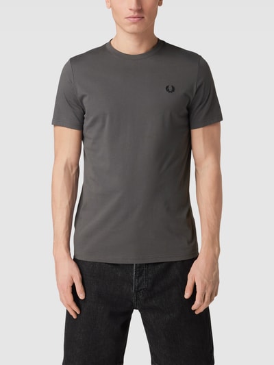 Fred Perry T-Shirt mit Rundhalsausschnitt und Logo-Stitching Anthrazit 4