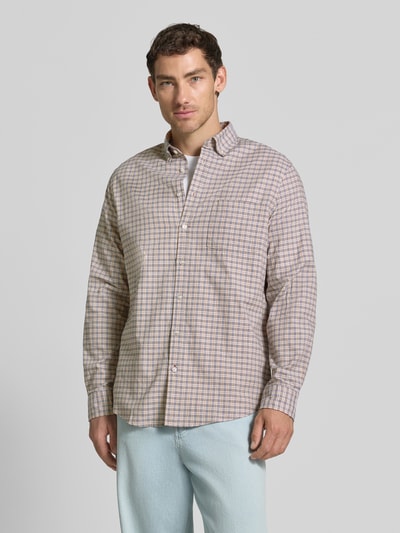 Christian Berg Men Koszula casualowa o kroju regular fit z kołnierzykiem typu button down Piaskowy 4