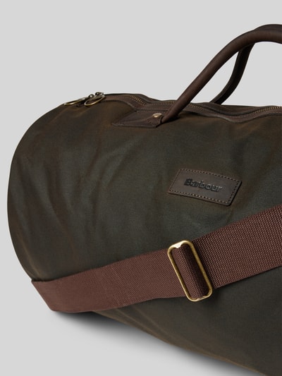 Barbour Duffle Bag mit Label-Patch Oliv 3