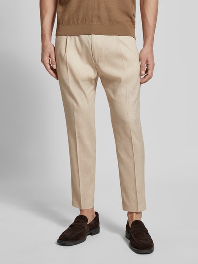 Drykorn Tapered Fit Bundfaltenhose mit elastischem Bund Moodell 'CHASY' Beige 4