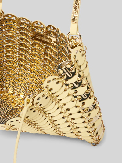 Produktfoto, Shoulder Bag in metallic von Rabanne im goldfarbenen Gliederketten-Optik, offenes Hauptfach, Logo-Detail, metallic Textur