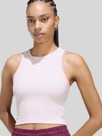 adidas Originals Slim Fit Top aus Rippstrick Rosa 3