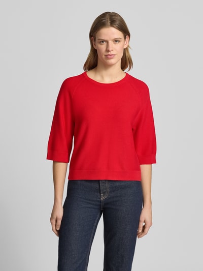 Vrouwenmodel draagt Relaxed Fit Pullover aus reiner Baumwolle van Marc O'Polo Denim, look: effen, ribtricot, geribde rompzoom, korte raglanmouwen, ronde hals, puur katoen, ganzkörperansicht van voren.
