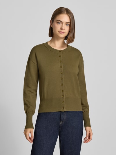 Vrouwenmodel draagt Regular fit gebreid jack uit viscosemix model 'MIO' van ONLY, Dames gebreid jack, frontale bovenlichaam close-up.