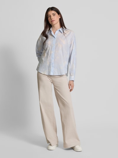 Christian Berg Woman Flared Cut Jeans mit Eingrifftaschen Beige 1