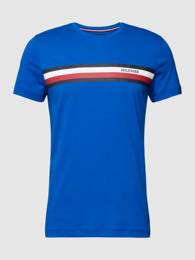 Tommy Hilfiger T-shirt o kroju slim fit z nadrukiem z logo Królewski niebieski 2