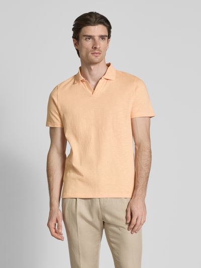 MCNEAL Poloshirt mit V-Ausschnitt Apricot 4