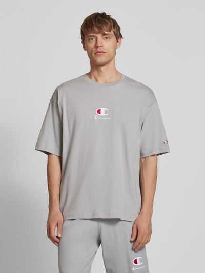 CHAMPION T-Shirt mit Label-Stitching Hellgrau 4