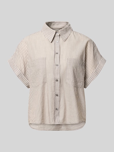 Produktfoto, Boxy Fit Hemdbluse aus reiner Baumwolle von Marc O'Polo, beżowe i białe paski, krój boxy fit, kołnierzyk koszulowy, krótkie rękawy z mankietem, kieszenie na piersi, całość z bawełny, wzór w pasy
