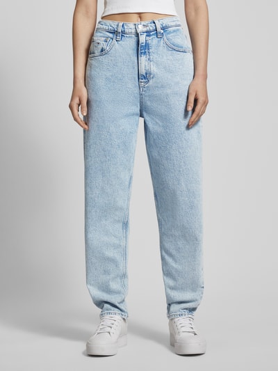 Tommy Jeans Mom fit jeans in 5-pocketmodel Lichtblauw - 4