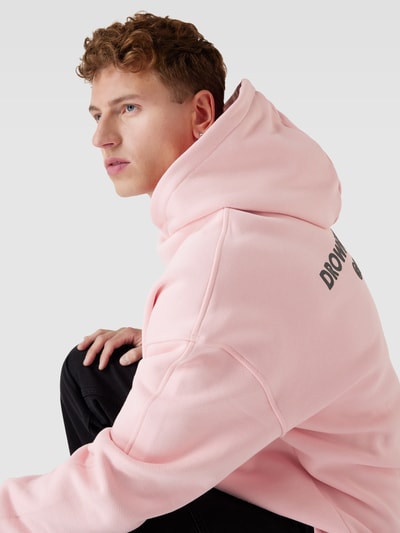 PEQUS Hoodie mit Label-Print Modell 'Drowned Angels' Rosa 3