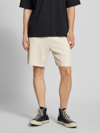 REVIEW Shorts mit Strukturmuster Ecru 4