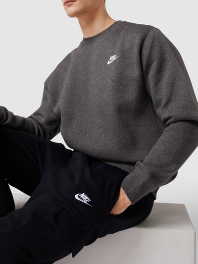 Nike Sweatshirt mit Label-Stitching Dunkelgrau 3