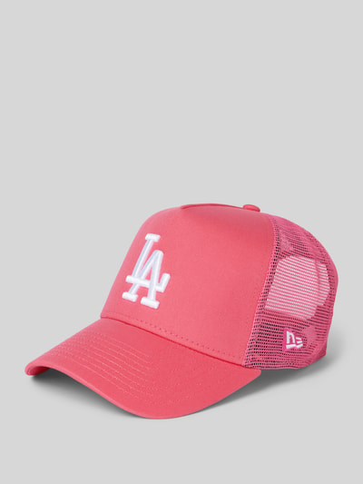 New Era Trucker Cap mit Motiv-Stitching Modell 'LEAGUE' Pink 1