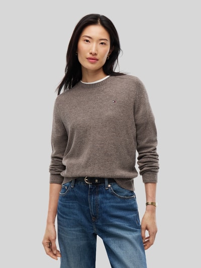 Tommy Hilfiger Slim Fit Pullover aus reiner Wolle Taupe 4