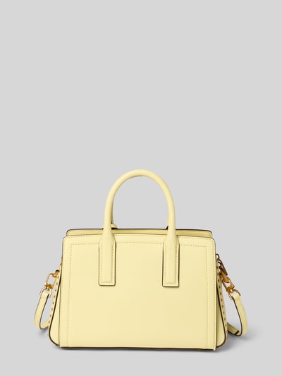 Produktfoto, Handtasche mit Logo-Detail Modell 'Laila' von MICHAEL Michael Kors in Gelb mit Reißverschluss, Schulterriemen und abnehmbarem Trageriemen, Hauptfach, Maße 29x19x11 cm, Länge Schulterriemen 130 cm, strukturierte Oberfläche.