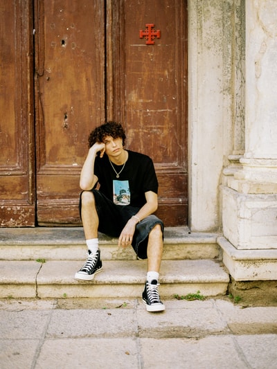 REVIEW Regular Fit T-Shirt aus Baumwoll-Viskose-Mix Black 6