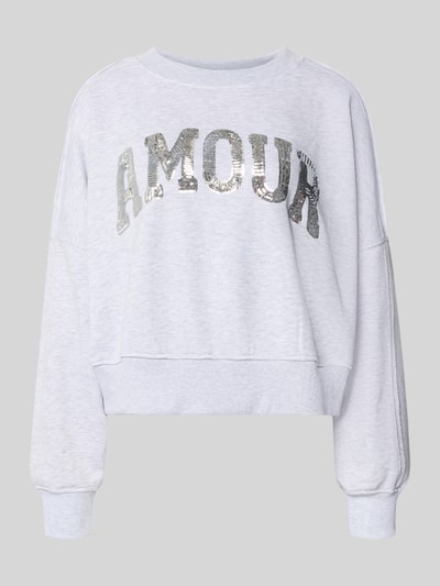 Produktfoto, Oversized Sweatshirt mit Pailletten-Besatz Modell 'Amour' von miss goodlife aus reiner Baumwolle, hellgrau, elastische Abschlüsse