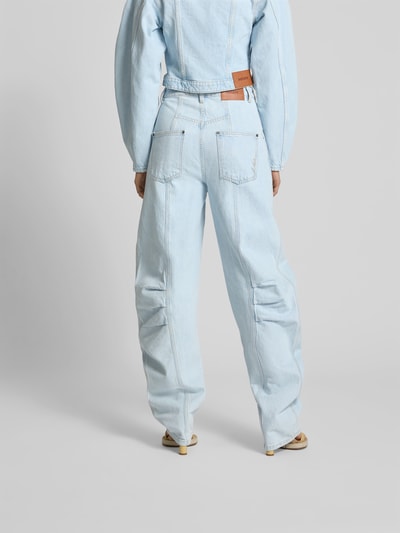 ROTATE Loose Fit Jeans aus Bio-Baumwolle Hellblau 5