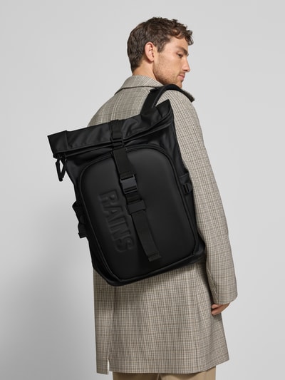 RAINS Rugzak met reliëflogo, model 'Texel' Zwart - 1