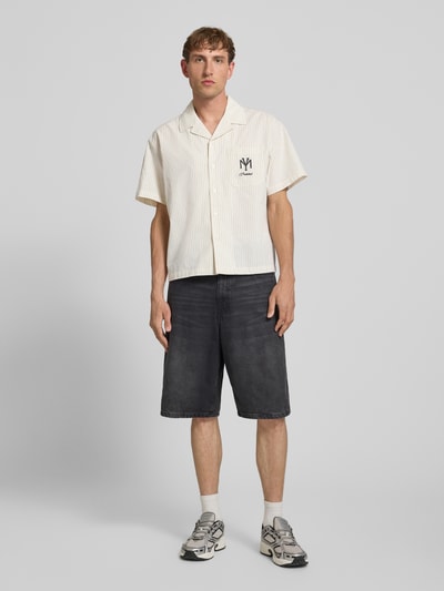 PROHIBITED Regular Fit Freizeithemd mit Reverskragen und Brusttasche Offwhite 1