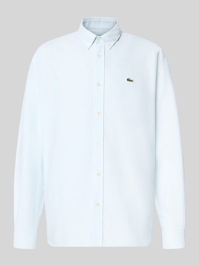 Produktfoto, Regular Fit Freizeithemd aus reiner Baumwolle von Lacoste in Hellblau mit glatter Textur, weiße Knöpfe, Herren Freizeithemd