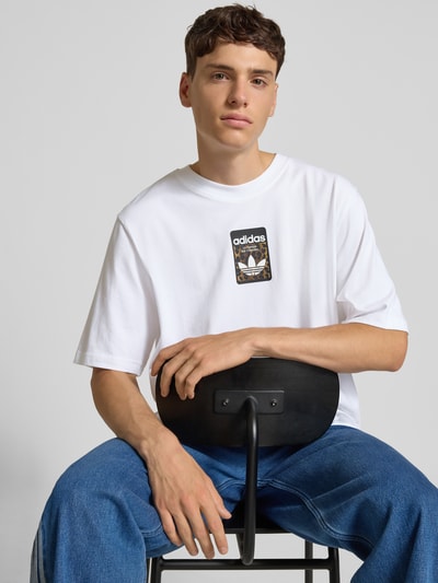 adidas Originals T-Shirt mit Label-Print Weiss 3