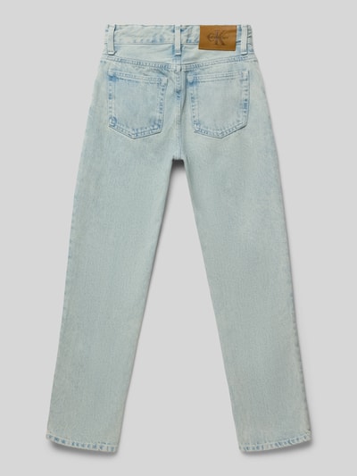Produktfoto, Straight Fit Jeans mit Label-Detail von Calvin Klein Jeans in hellblauem Denim, reine Baumwolle, Rückansicht, Kindergröße 140
