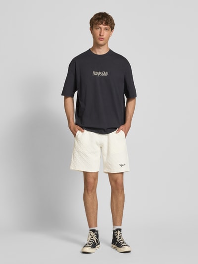 Pegador Relaxed fit korte broek met structuurmotief, model 'Jovren' Offwhite - 1